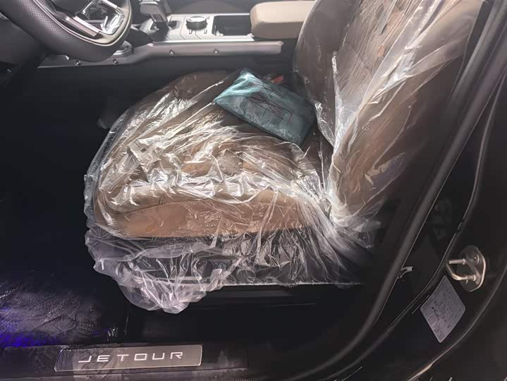 Фото 9 - Jetour T2