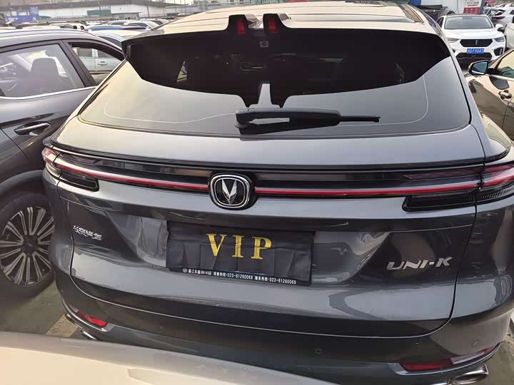 Фото 8 - Changan UNI-K