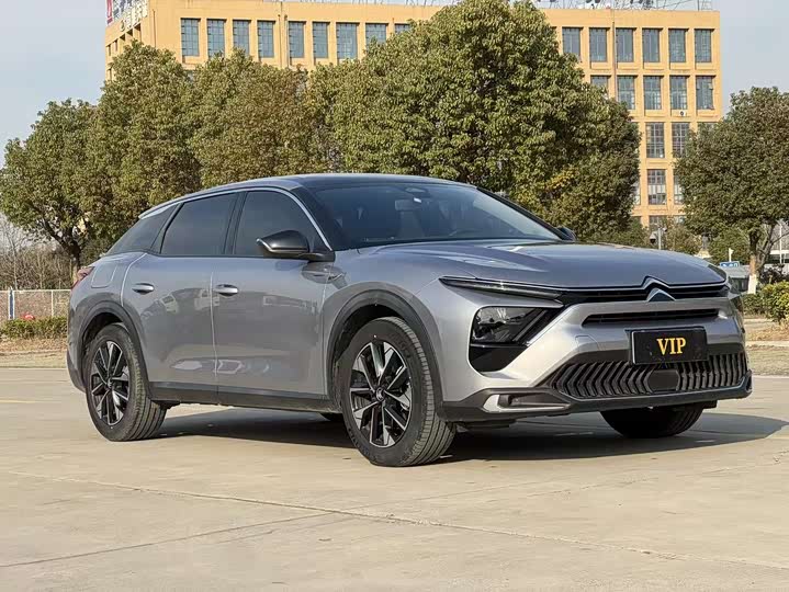 Фото 4 - Citroen C5 X