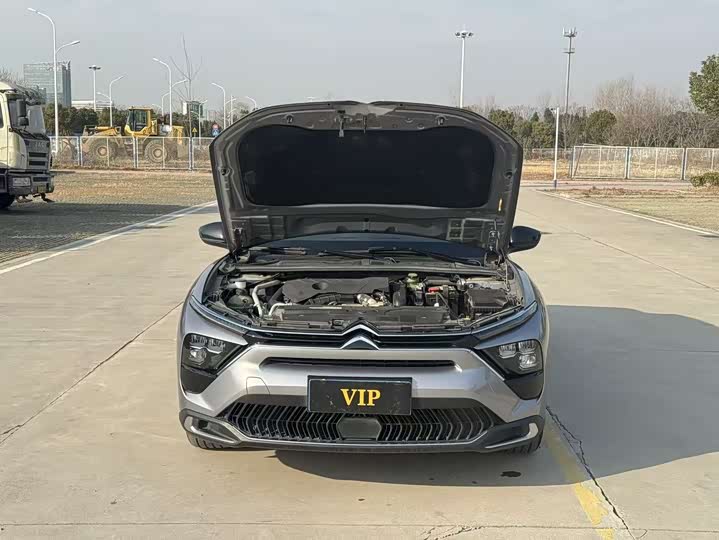 Фото 5 - Citroen C5 X