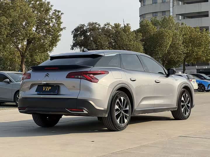 Фото 7 - Citroen C5 X