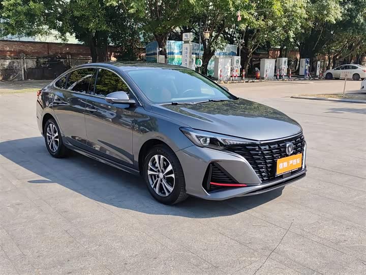 Фото 2 - Changan Eado Plus