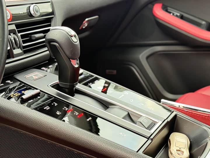 Фото 7 - Porsche Macan