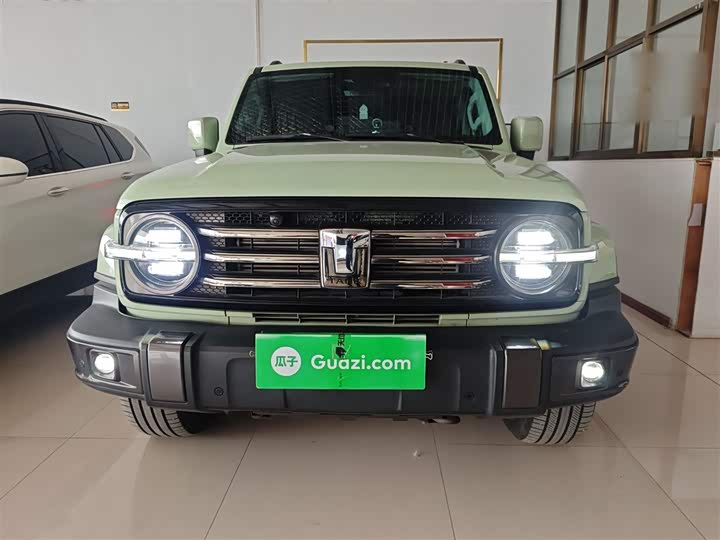 Фото 3 - Tank 300