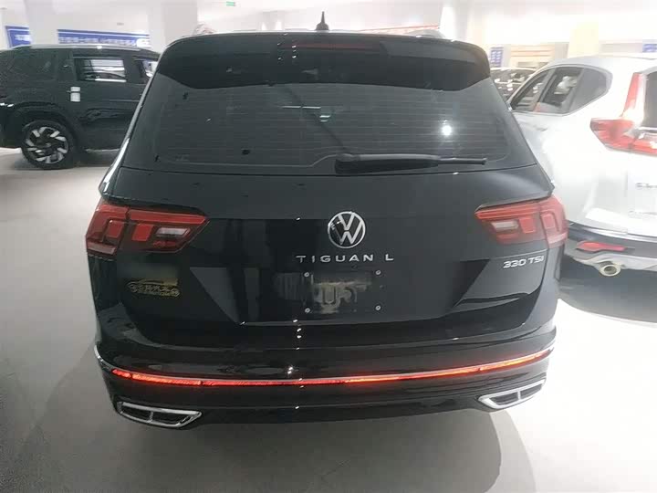 Фото 6 - Volkswagen Tiguan L Pro