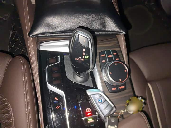 Фото 7 - BMW 5 Series