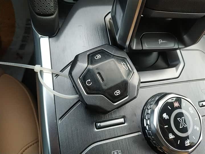 Фото 9 - Jetour T2