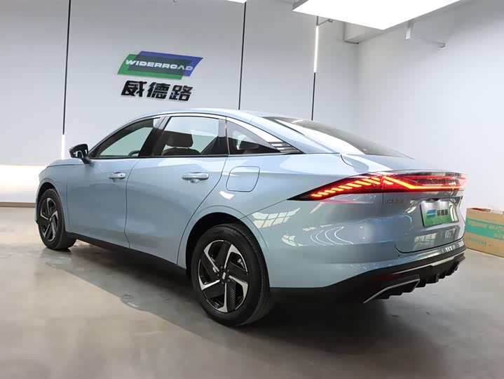 Фото 3 - Geely Galaxy L6