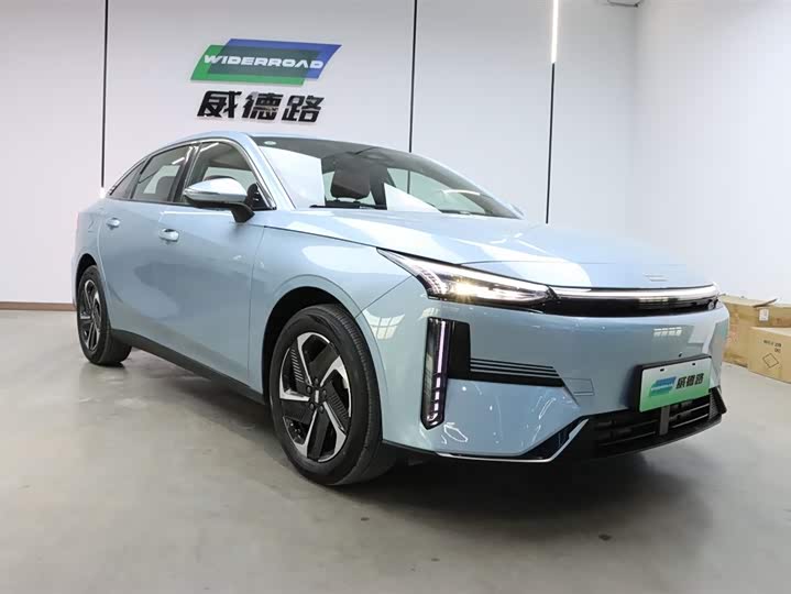 Фото 4 - Geely Galaxy L6