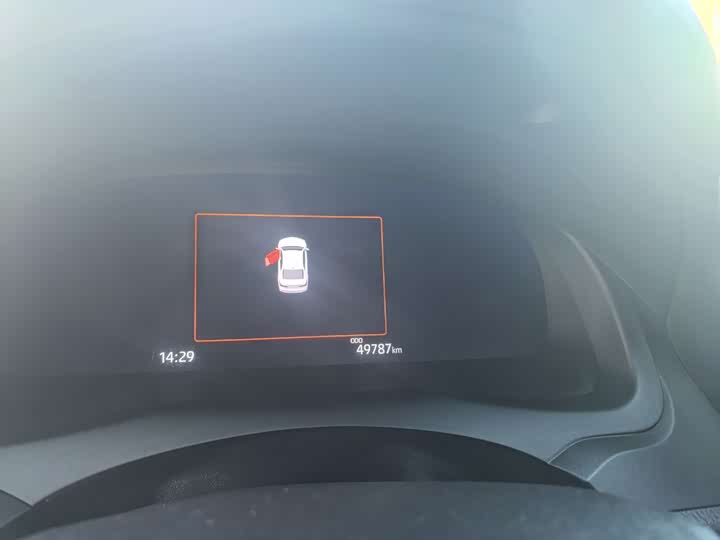 Фото 9 - Toyota Camry