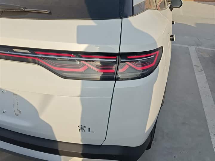 Фото 8 - BYD Song L DM-i Hybrid