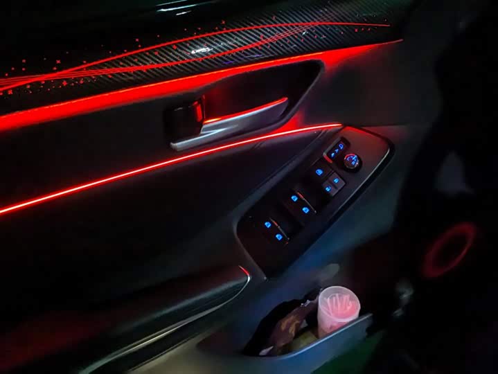 Фото 7 - Toyota Avalon