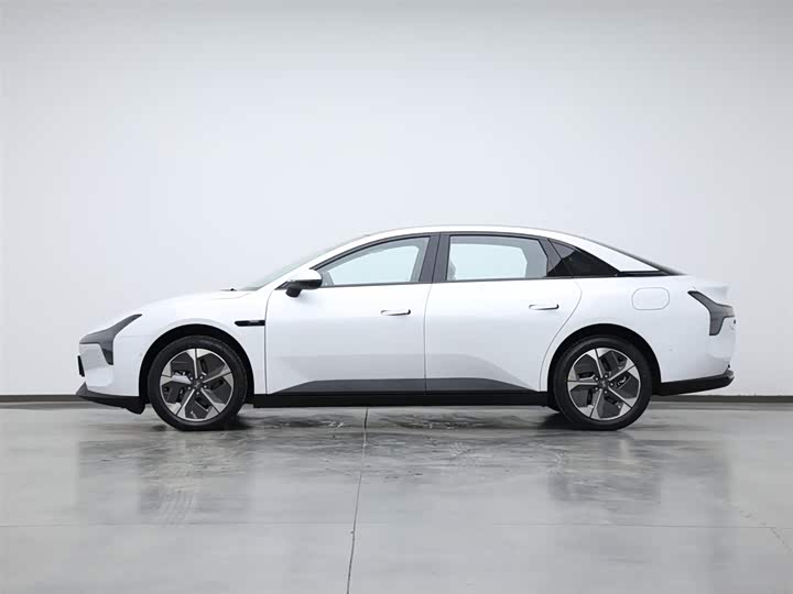 Фото 5 - XPeng Mona M03