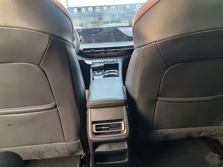 Фото 9 - Changan Eado Plus