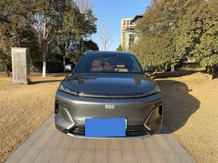 Фото 2 - Geely Galaxy Starship 7