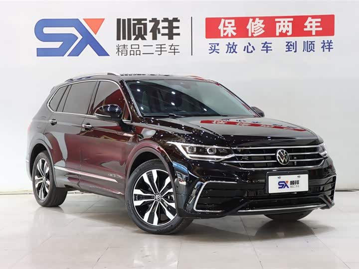 Фото 3 - Volkswagen Tiguan L Pro