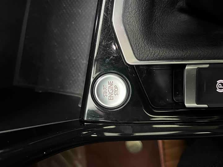 Фото 4 - Volkswagen Tayron