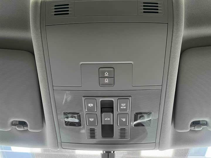 Фото 8 - Volkswagen Tayron