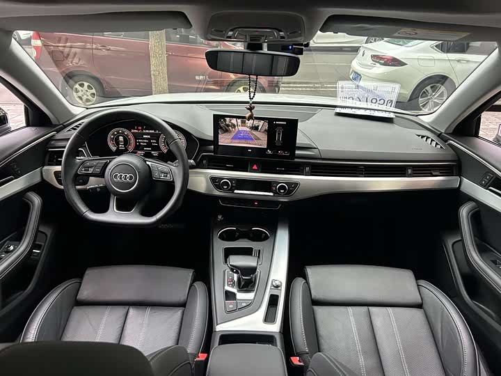 Фото 7 - Audi A4L