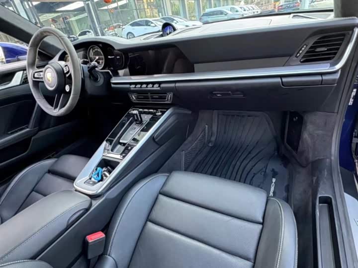 Фото 3 - Porsche 911