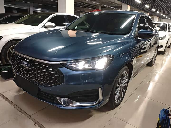 Фото 2 - Ford Escort