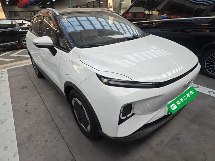 Фото 4 - Geely Geometry E Firefly