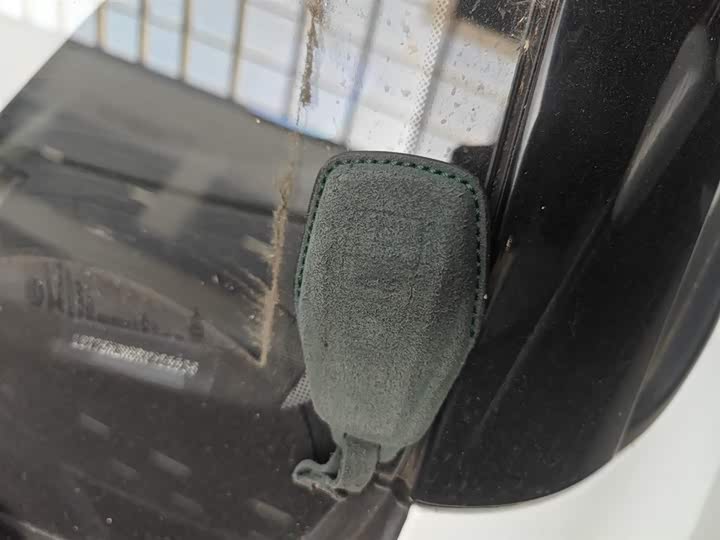 Фото 9 - Geely Geometry E Firefly