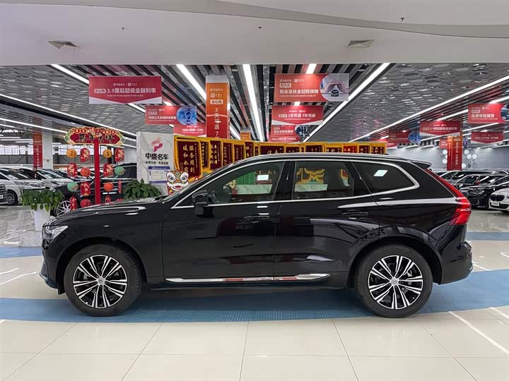 Фото 4 - Volvo XC60