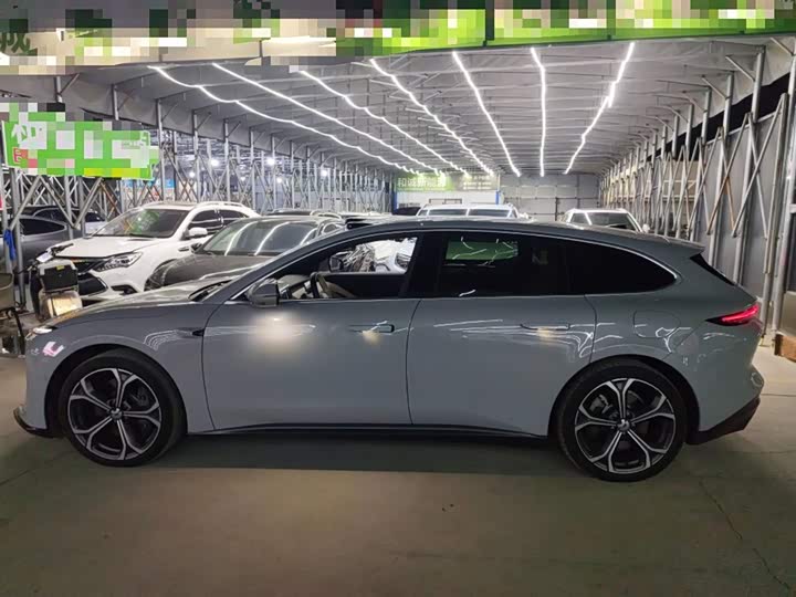 Фото 5 - Nio ET5T