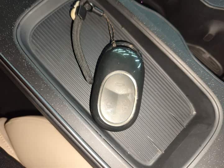 Фото 9 - Nio ET5T