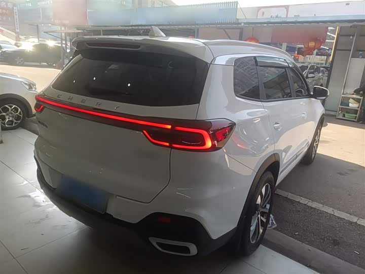 Фото 7 - Chery Tiggo 8