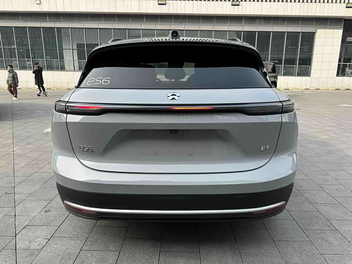 Фото 3 - Nio ES6