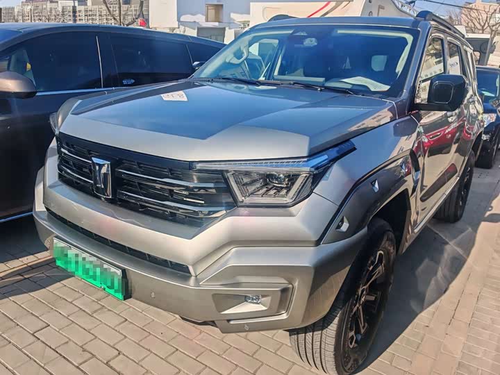 Фото 1 - Tank 400 Hybrid