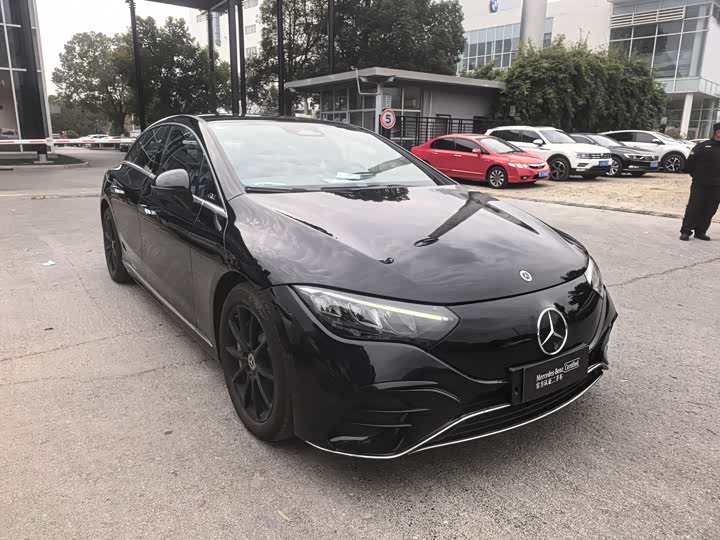 Фото 3 - Mercedes-Benz EQE