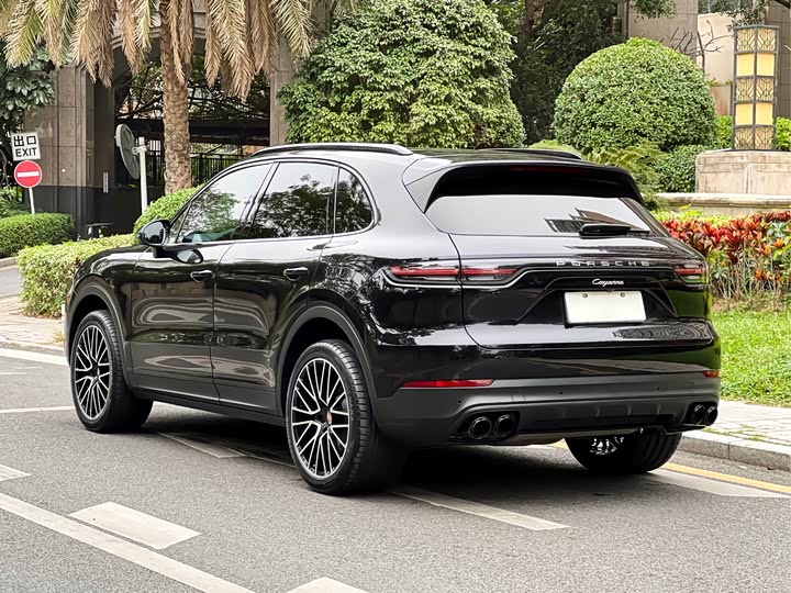 Фото 4 - Porsche Cayenne