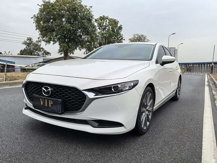 Фото 1 - Mazda 3 (Axela)