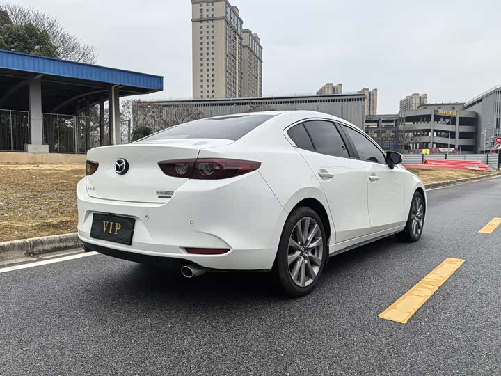 Фото 5 - Mazda 3 (Axela)