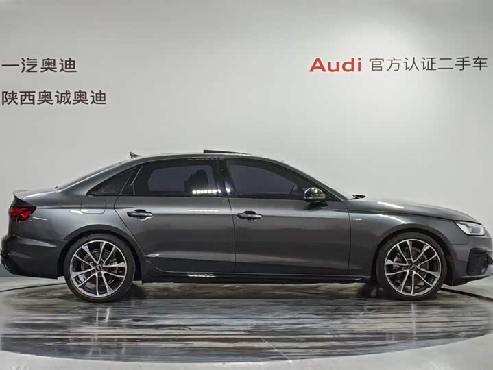 Фото 3 - Audi A4L