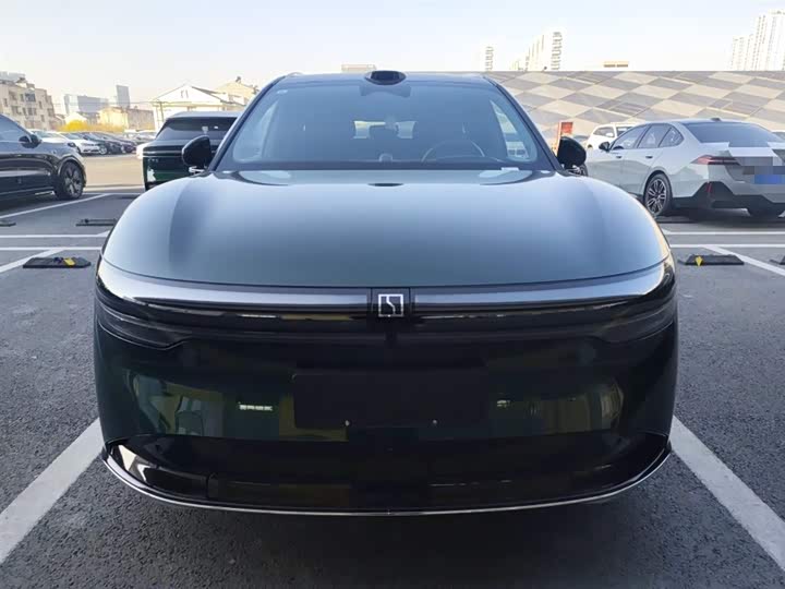 Фото 3 - Zeekr 7X