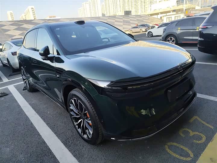 Фото 4 - Zeekr 7X