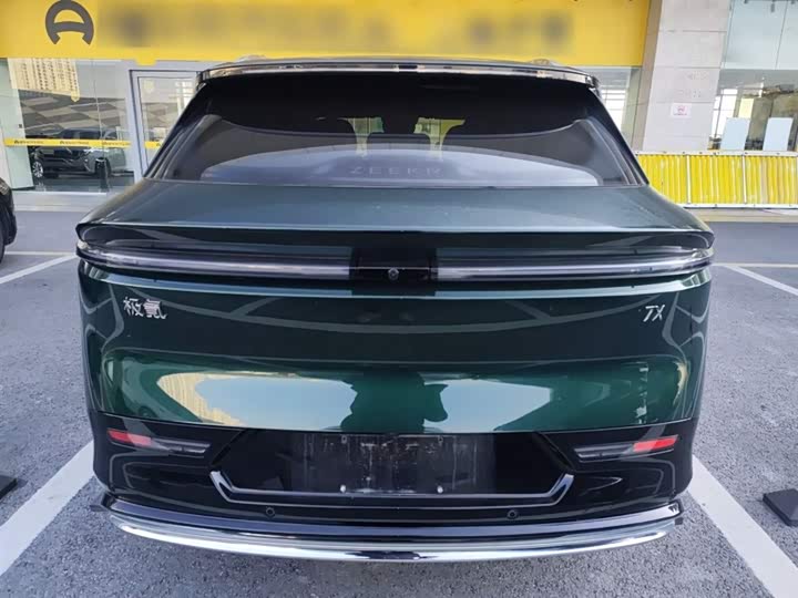 Фото 6 - Zeekr 7X