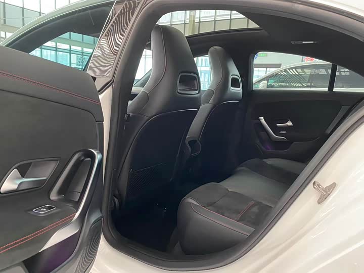 Фото 7 - Mercedes-Benz CLA-Class