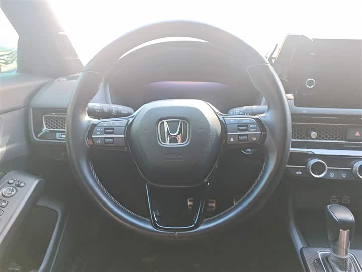 Фото 3 - Honda Civic