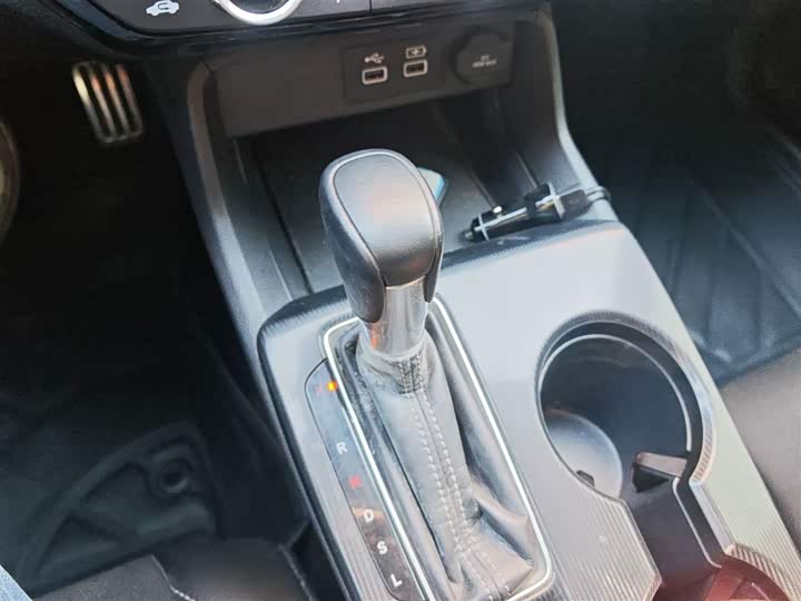 Фото 7 - Honda Civic