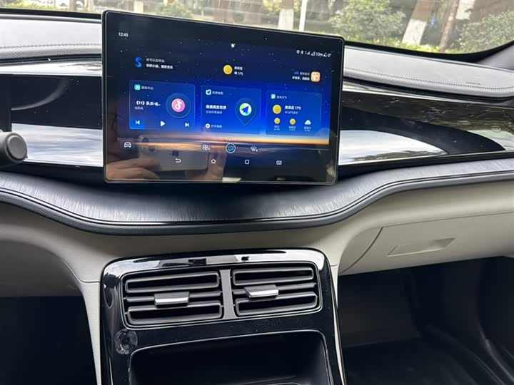 Фото 6 - BYD Qin Plus