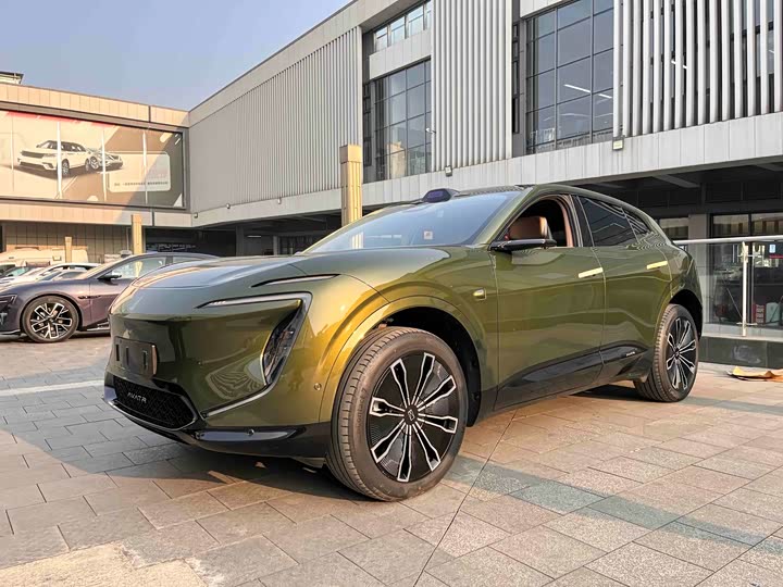 Фото 1 - Avatr 07