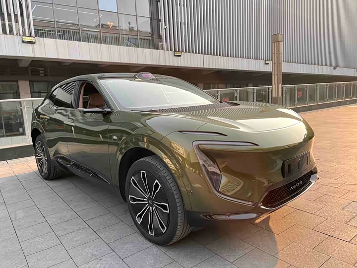 Фото 3 - Avatr 07