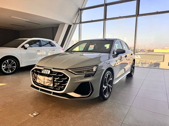 Фото 1 - Audi A3