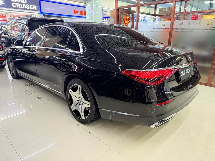 Фото 4 - Mercedes-Benz S-Class