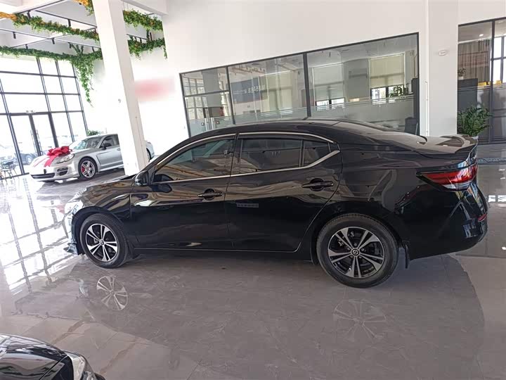 Фото 5 - Nissan Sylphy